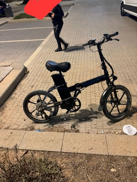 גניבת אופניים חשמליים במתחם יוחננוף במערב נתיבות